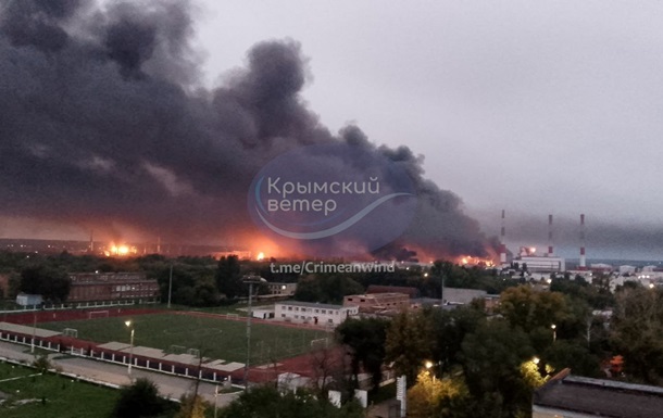 Бензин в РФ будет в дефиците. Ночные удары по НПЗ