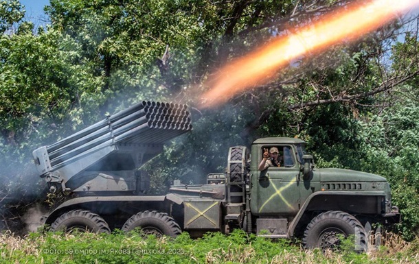 Генштаб назвав два гарячі напрямки на фронті