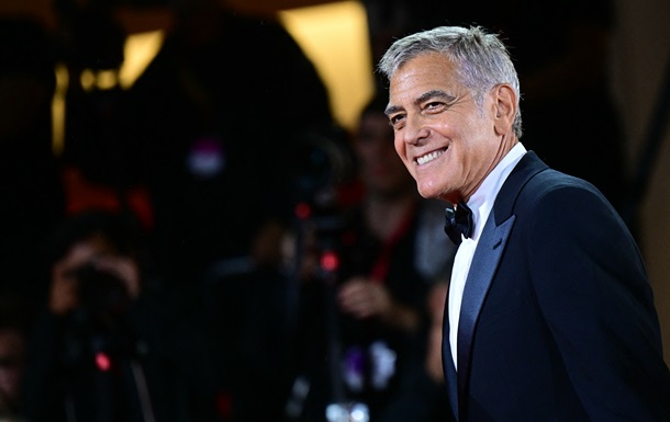 Джордж Клуни пропустил пресс-конференцию в Венеции из-за болезни