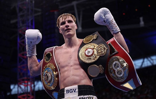 Лапин раскрыл планы Усика на количество предстоящих поединков