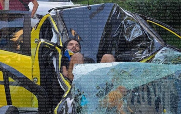 У Києві чоловік вижив після падіння з 19 поверху