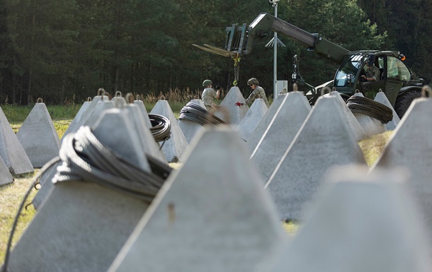 Литва установила  зубы дракона  на границе с РФ и Беларусью