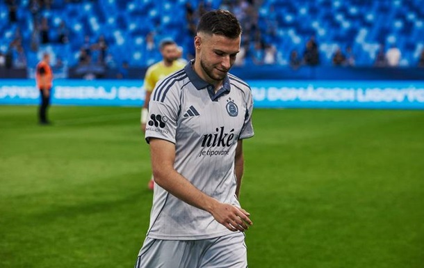 Звездный дебют: Кухаревич оформил хет-трик в матче за новый клуб