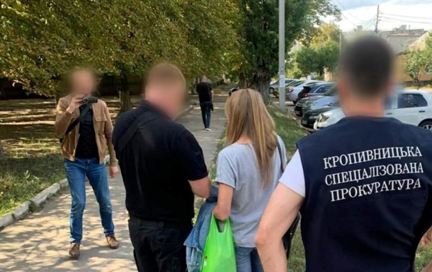 Задержана секретарь ВЛК, предложившая за деньги  решить  вопрос мобилизации