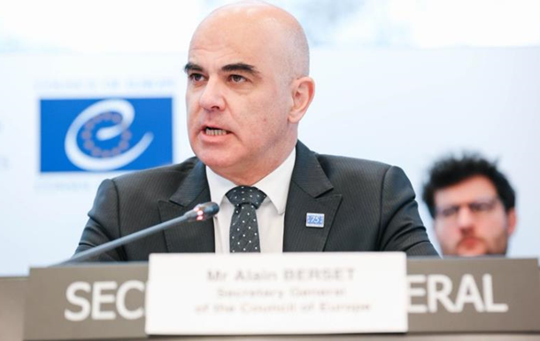 Генсек Совета Европы приступает к работе после лечения