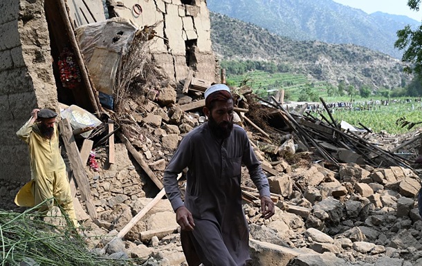 Землетрус в Афганістані: кількість жертв зросла до 900