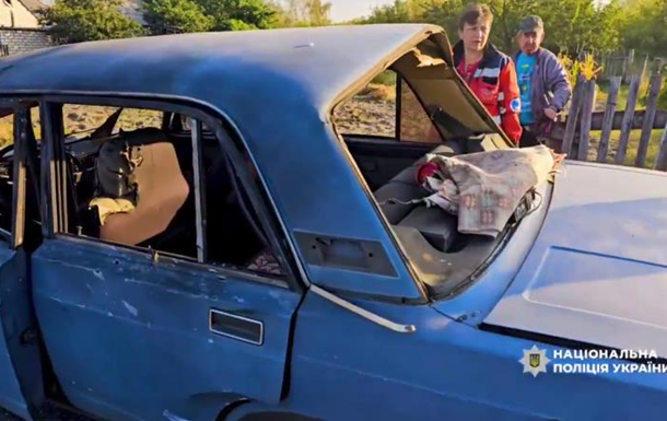 В Донецкой области дрон РФ атаковал гражданский автомобиль, трое раненых