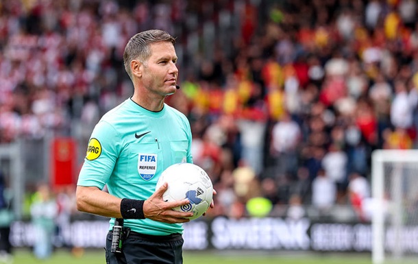 На матч Україна - Франція призначені нідерландські арбітри