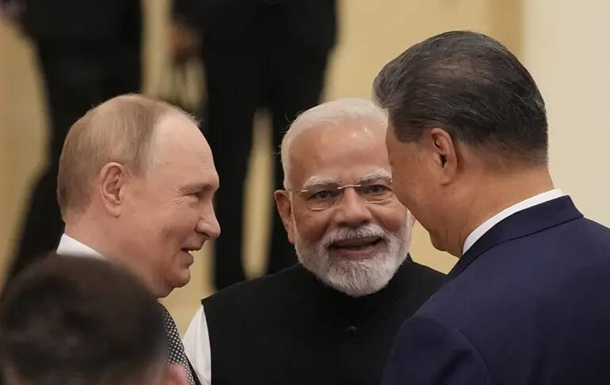 ШОС і парад: як Китай кидає виклик США