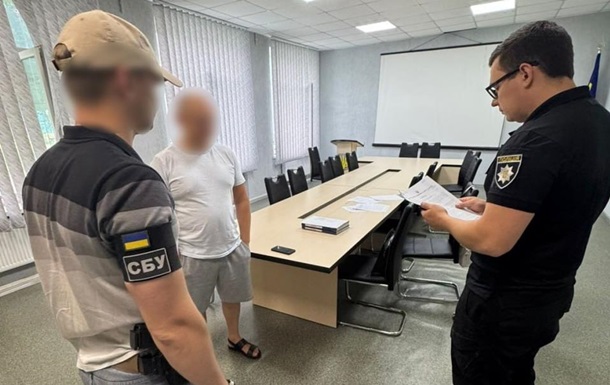 Чиновника ВСУ подозревают в продаже должностей в тылу за $10 тысяч