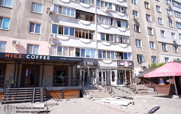 Россияне атаковали Запорожье: четверо раненых