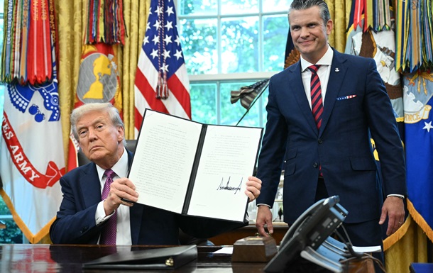 Трамп подписал указ о переименовании Пентагона в  Министерство войны 