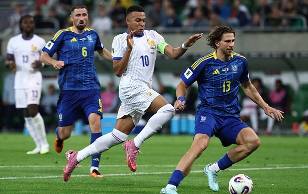 Французы ликуют, выиграв у сборной Украины со счетом 2:0