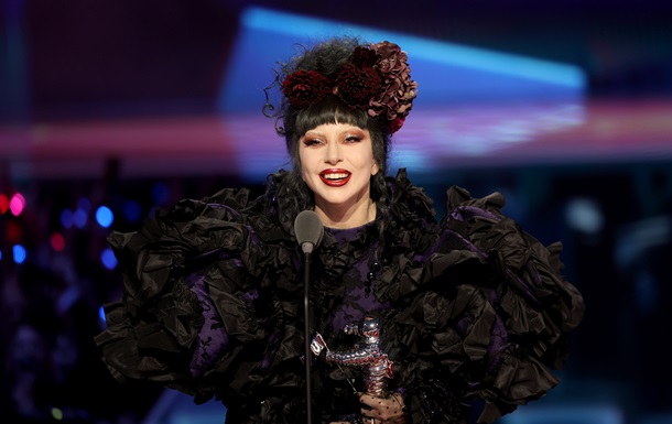 Леди Гага триумфовала на MTV VMA 2025