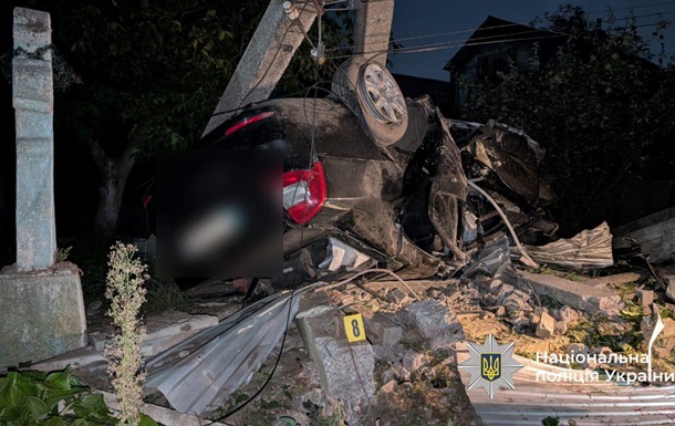 У ДТП на Прикарпатті загинули двоє юнаків