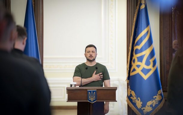 Зеленский вручил разведчикам госнаграды