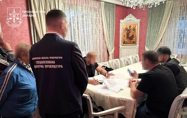 На Закарпатті депутата підозрюють у незаконному збуті деревини