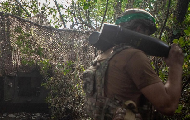 Азов взял в плен под Добропольем почти 70 россиян