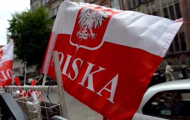 Про що мовчить Навроцький: ЄС, НАТО, “Волинь” і “800+”