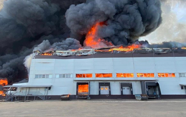 Под Москвой произошел мощный пожар