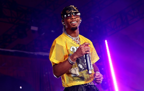 В багажнике автомобиля, зарегистрированного на певца d4vd, нашли тело женщи