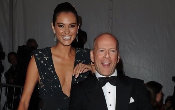 Жена Виллиса призналась, что хотела развестись до его диагноза