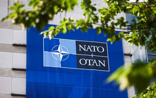 НАТО готує відповідь на дрони РФ у Польщі - ЗМІ