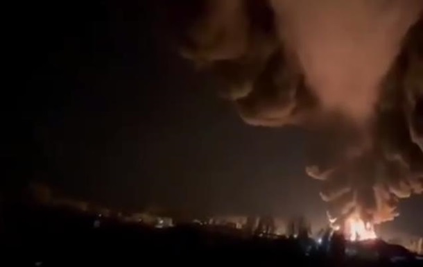 В Смоленске жалуются на массированную атаку БПЛА