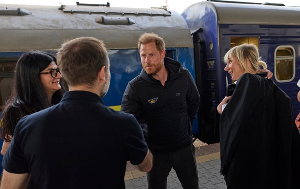Принц Гаррі з несподіваним візитом прибув до Києва