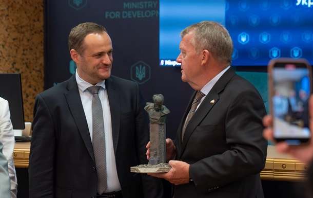 $375 млн от Дании: Кулеба рассказал, на что пойдут деньги