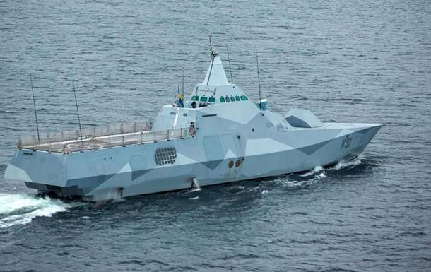 Корабли НАТО провели спецоперацию из-за подозрительного российского судна