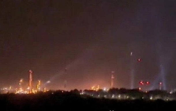 ВСУ нанесли удар по Саратовскому НПЗ