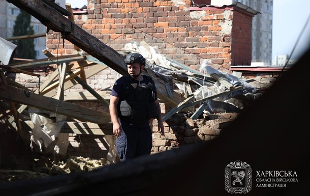Росіяни вдарили по Харкову, двоє постраждалих