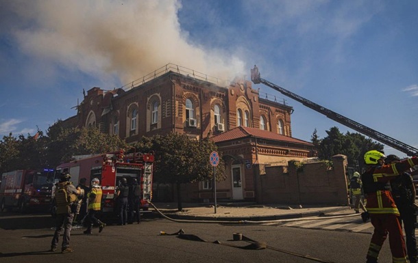 Оприлюднено момент  прильоту  по вузу в Харкові