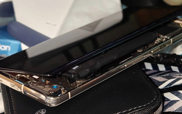 Користувачі Pixel 7 і Pixel 7 Pro скаржаться на розбухання батарей