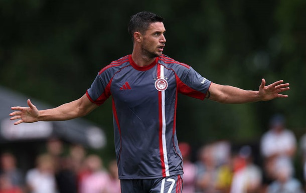 Снова в игре: Яремчук вернулся на поле после травмы