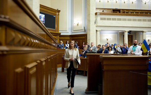 Мецола: Вступление в ЕС - гарантия безопасности