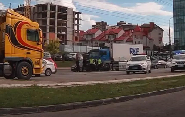 У Тернополі п’яний працівник ТЦК втікав від поліції та скоїв кілька ДТП