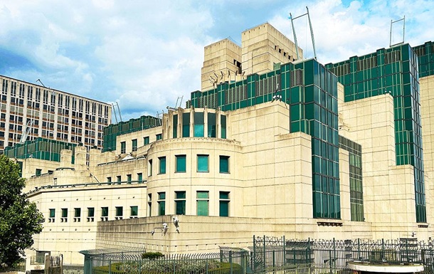 Британия запустит портал для привлечения шпионов на территории России