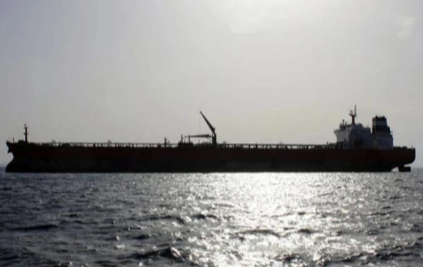 Морской экспорт нефтепродуктов из РФ упал почти на 20%