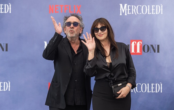 Тім Бертон і Моніка Беллуччі оголосили про розрив відносин