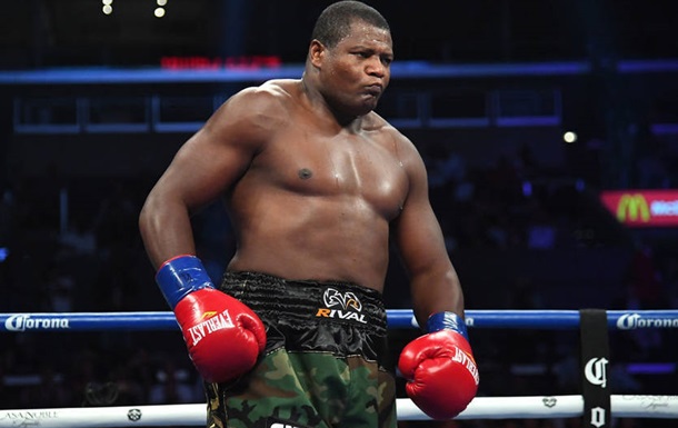 Ортис в 46 лет провел камбэк и разгромил оппонента в стартовом раунде