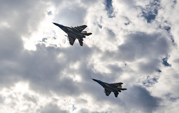 Військові показали епічне відео відбиття атаки РФ