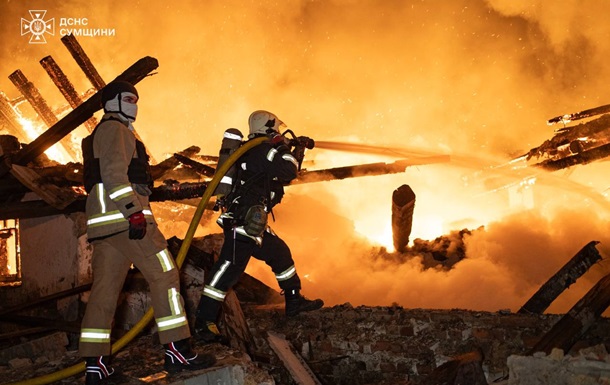ГСЧС показала последствия удара по Сумам