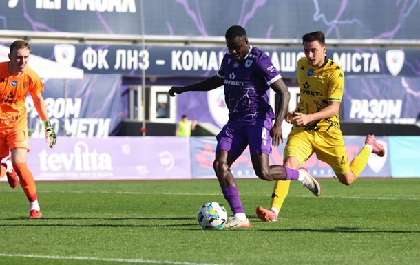 Рух остается позади всех после поражения ЛНЗ