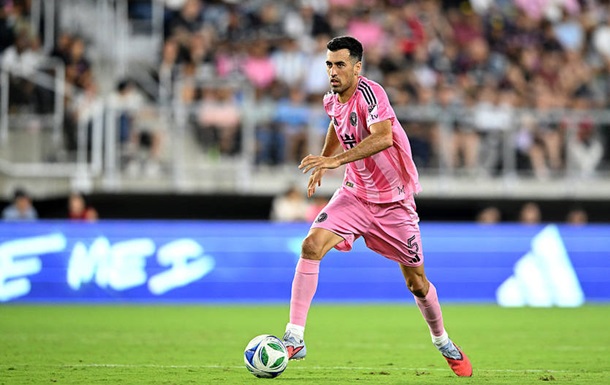 Утілення спадкоємності футбольних зірок вирішив завершити кар єру