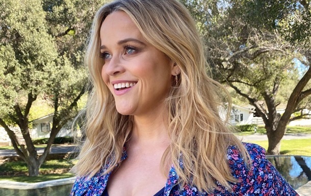 Риз Уизерспун призналась, что материнство истощает её уже 25 лет