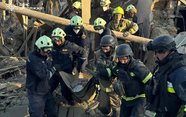 Росія супроводжує вбивствами ГА ООН - Зеленський