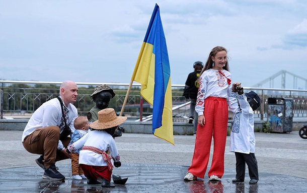 Українці незадоволені якістю життя, та відчувають в ньому сенс - опитування