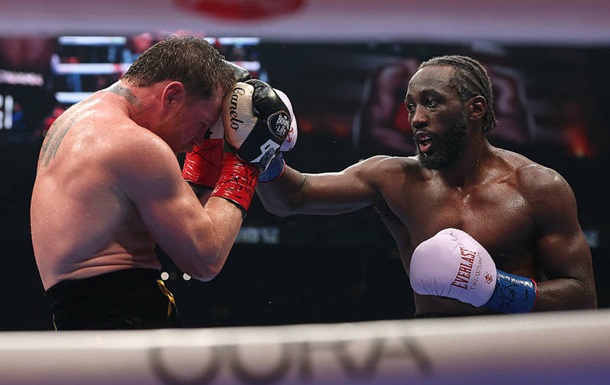 Мейвезер прокоментував протистояння Кроуфорд - Альварес